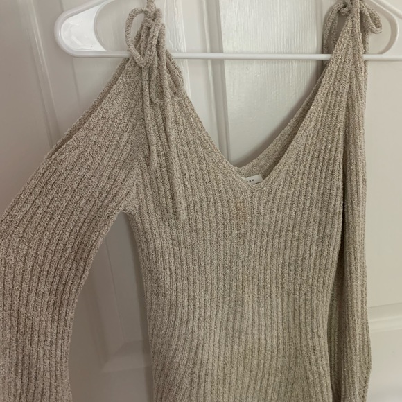 Cold Shoulder Sweater in Champagne - Picture 5 of 7